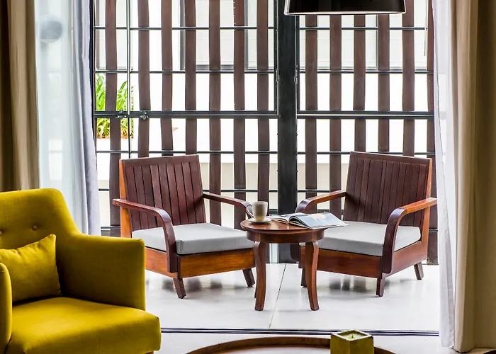 The Aviary Hotel